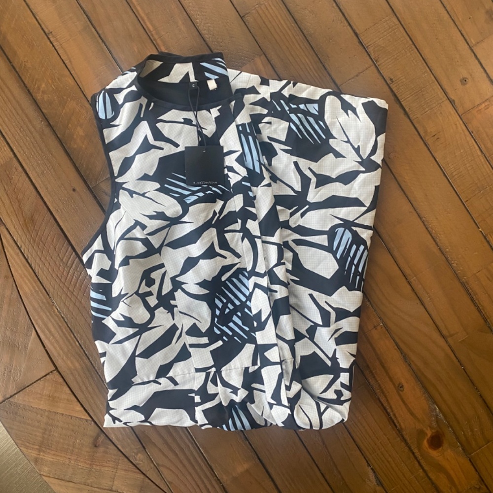 Dress - Picture 4 of 5